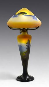 鷹に山脈ランプ・ガレ